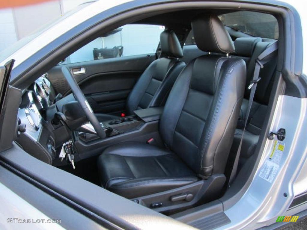 2009 Mustang V6 Premium Coupe - Brilliant Silver Metallic / Dark Charcoal photo #11