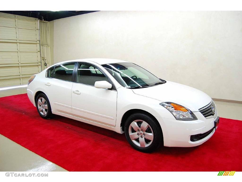 2008 Altima 2.5 S Coupe - Winter Frost Pearl / Charcoal photo #1