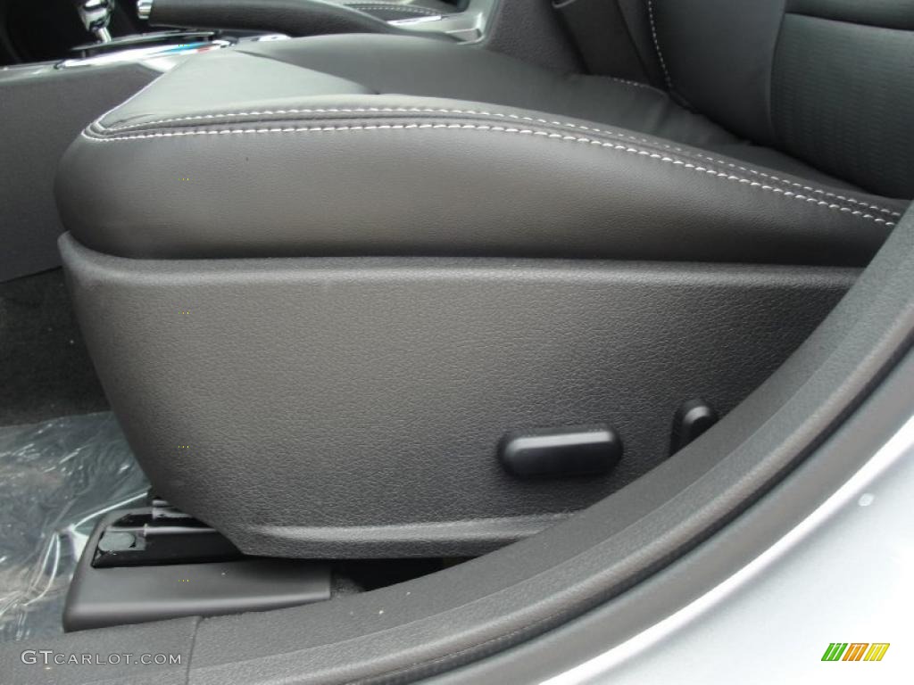 2011 Fusion Sport - Ingot Silver Metallic / Sport Black/Charcoal Black photo #25