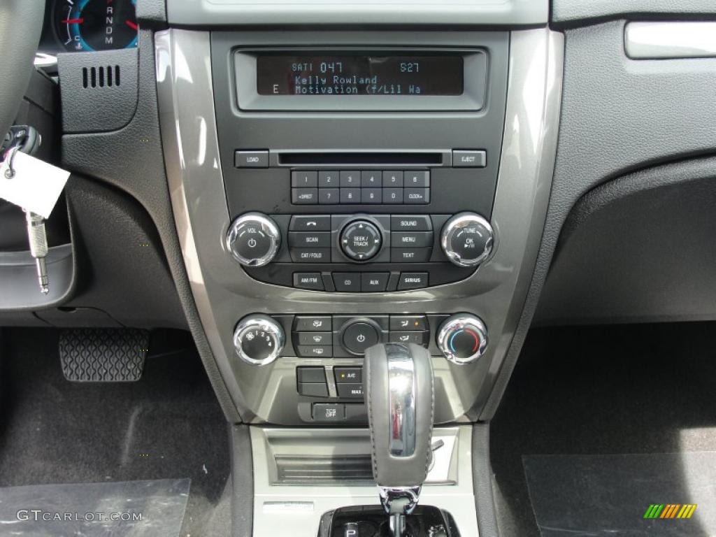 2011 Fusion Sport - Ingot Silver Metallic / Sport Black/Charcoal Black photo #28