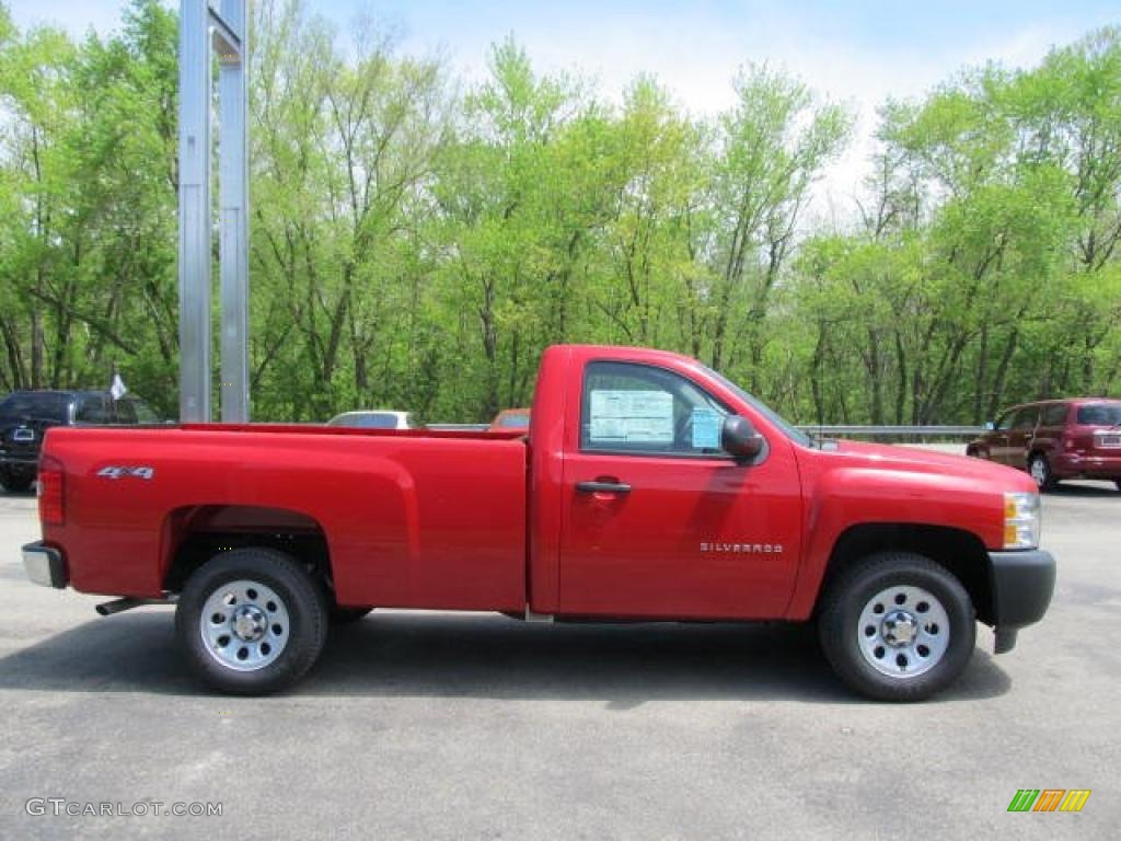 2011 Silverado 1500 Regular Cab 4x4 - Victory Red / Dark Titanium photo #7