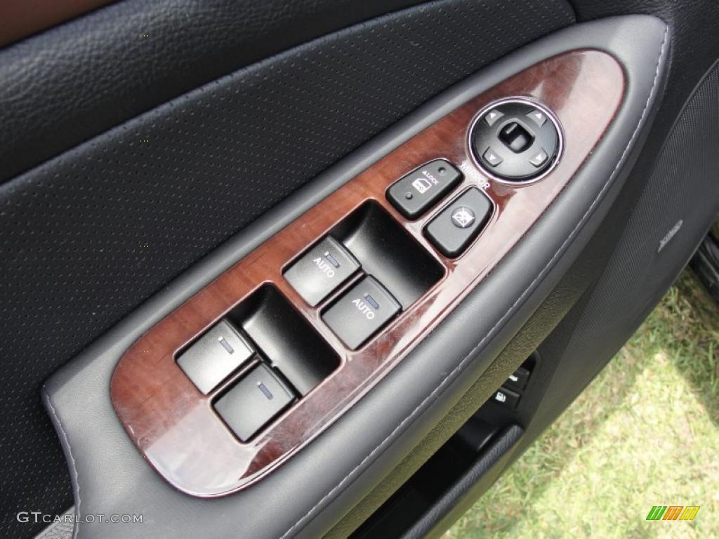2011 Hyundai Genesis 4.6 Sedan Controls Photo #49146341
