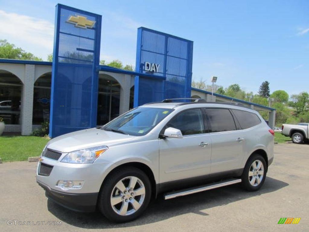 2011 Traverse LT AWD - Silver Ice Metallic / Ebony/Ebony photo #1