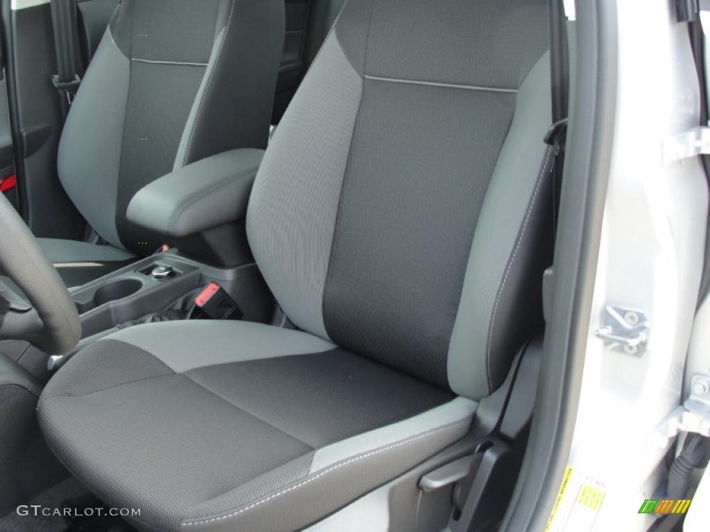 Charcoal Black Interior 2012 Ford Focus SE Sedan Photo #49147361