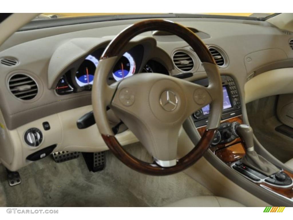 2009 Mercedes-Benz SL 550 Roadster Stone Dashboard Photo #49149047