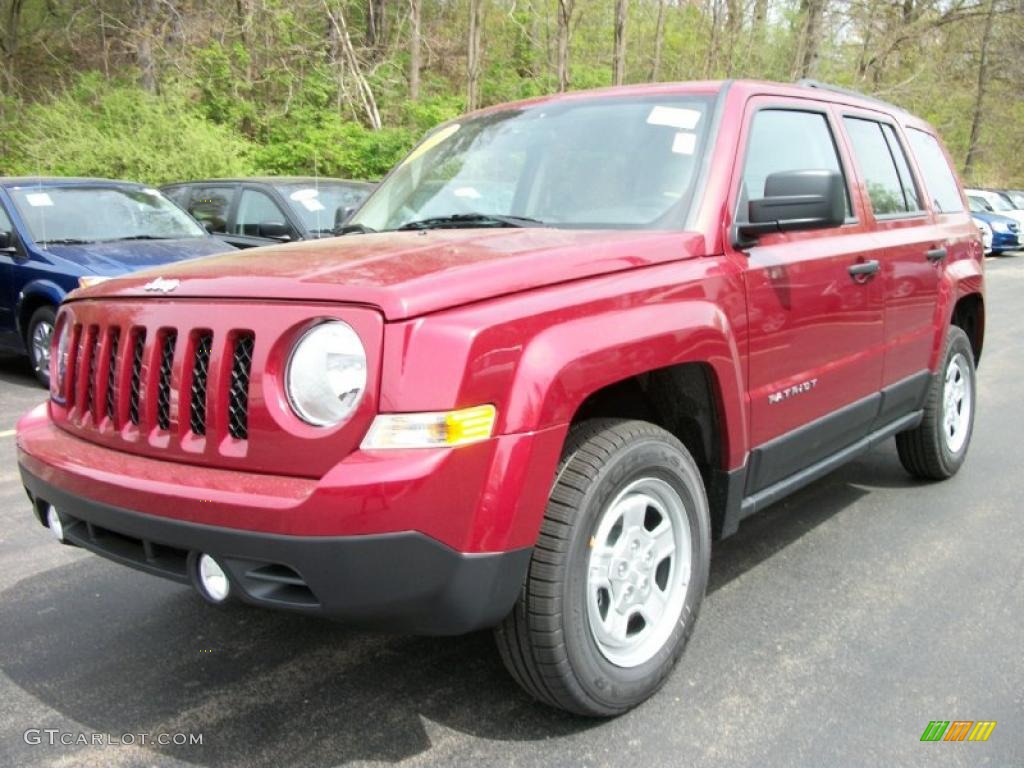 Deep Cherry Red Crystal Pearl Jeep Patriot