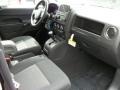 Blackberry Pearl - Patriot Sport 4x4 Photo No. 18