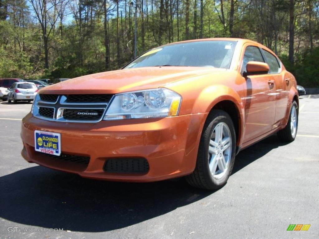 2011 Avenger Mainstreet - Mango Tango Pearl / Black photo #1