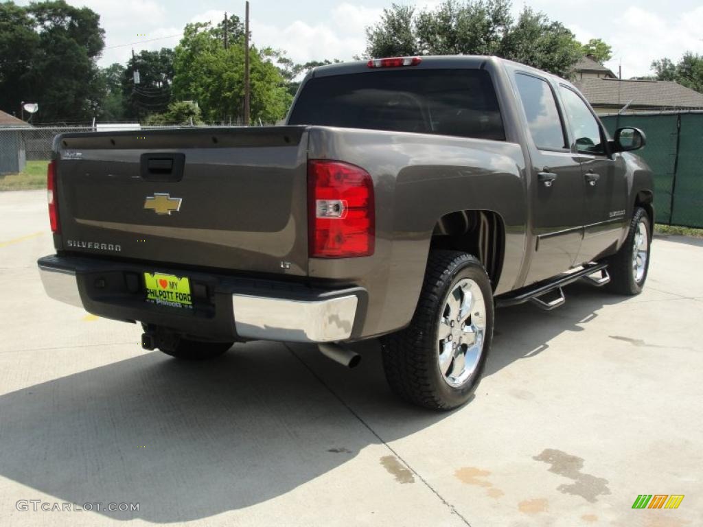 2008 Silverado 1500 LT Crew Cab - Desert Brown Metallic / Light Cashmere/Ebony Accents photo #3