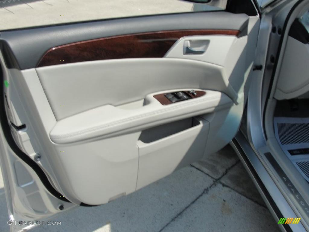 2008 Avalon XLS - Classic Silver Metallic / Ash Gray photo #37
