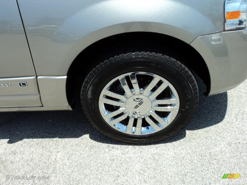 2008 Navigator L Limited Edition 4x4 - Vapor Silver Metallic / Stone/Charcoal Black photo #3