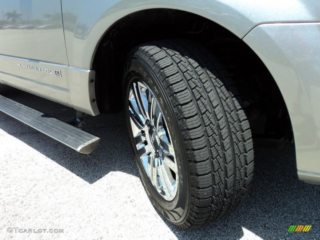 2008 Navigator L Limited Edition 4x4 - Vapor Silver Metallic / Stone/Charcoal Black photo #30