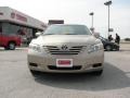 Desert Sand Mica - Camry LE Photo No. 3