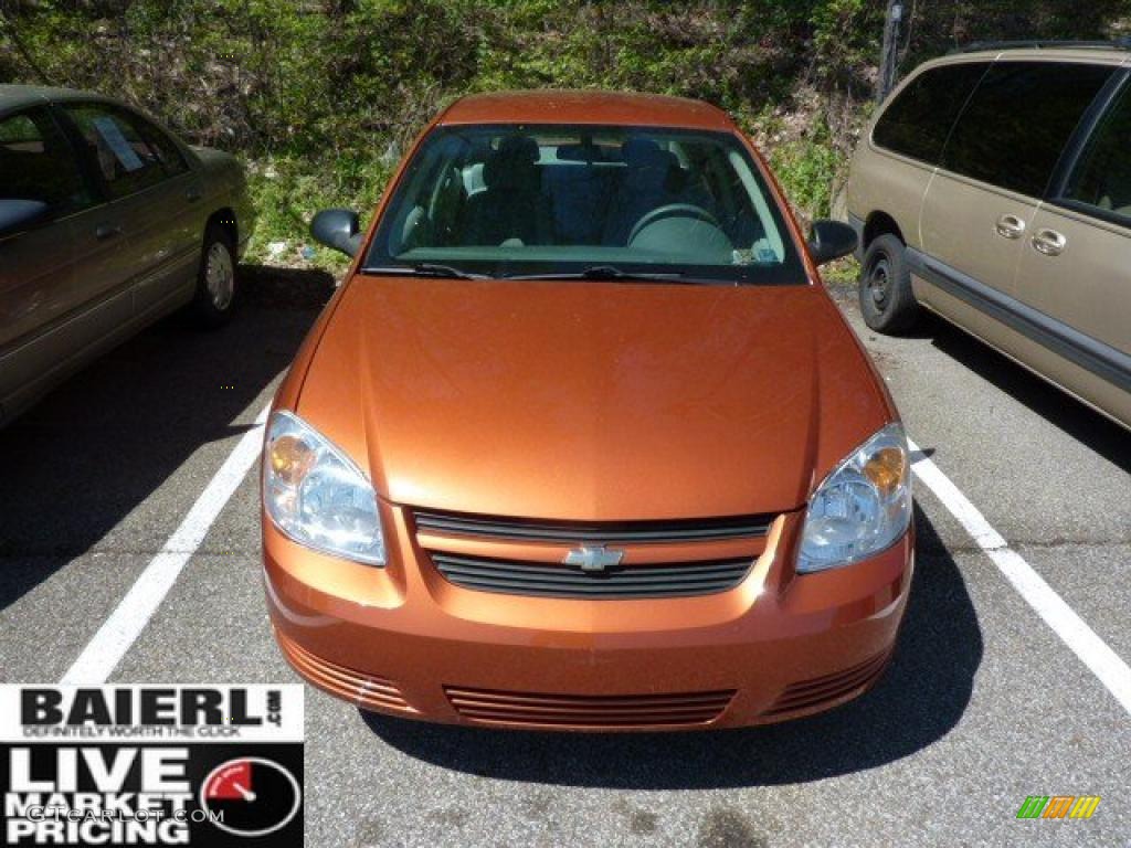 2007 Cobalt LS Sedan - Sunburst Orange Metallic / Gray photo #2