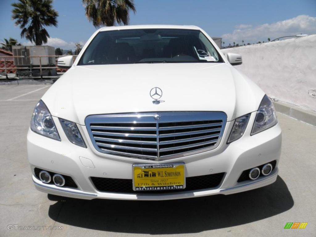 2011 E 350 Sedan - Arctic White / Black photo #2