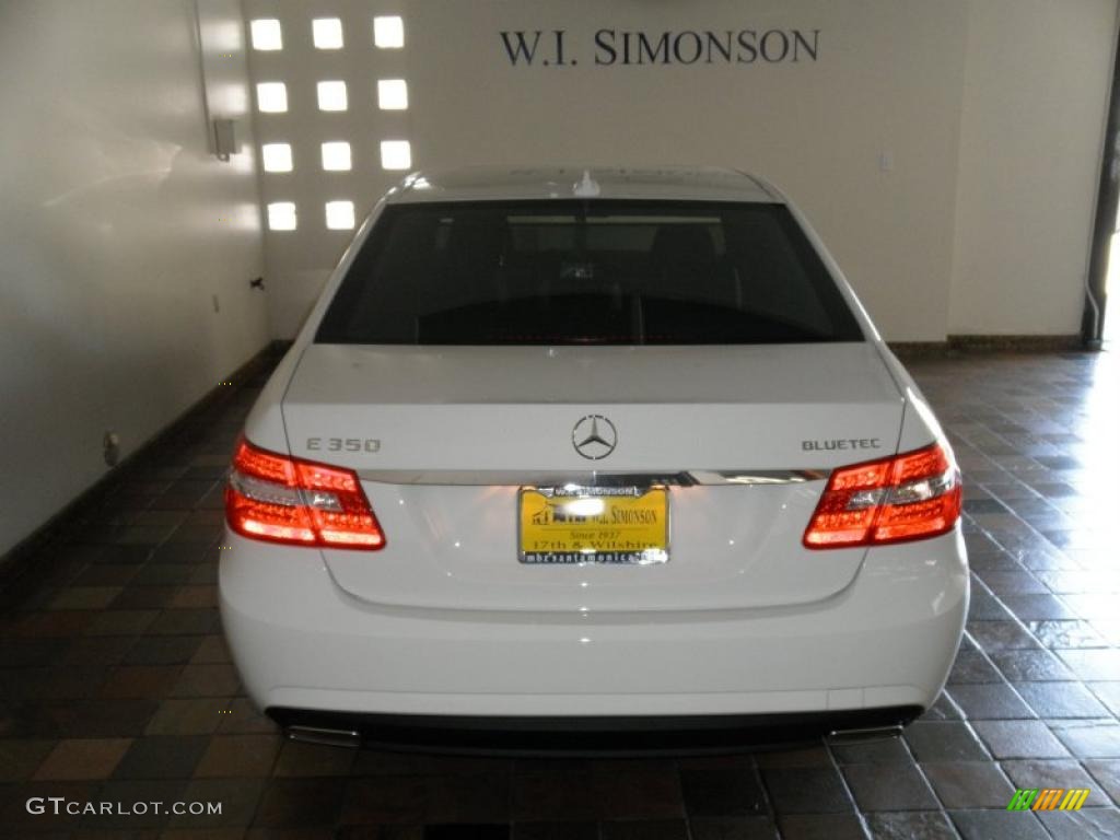 2011 E 350 BlueTEC Sedan - Arctic White / Black photo #5