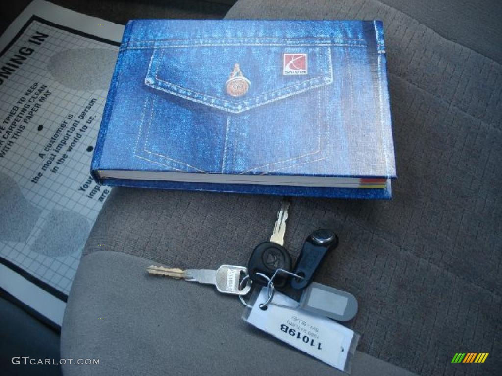 1999 S Series SW2 Wagon - Dark Blue / Gray photo #33