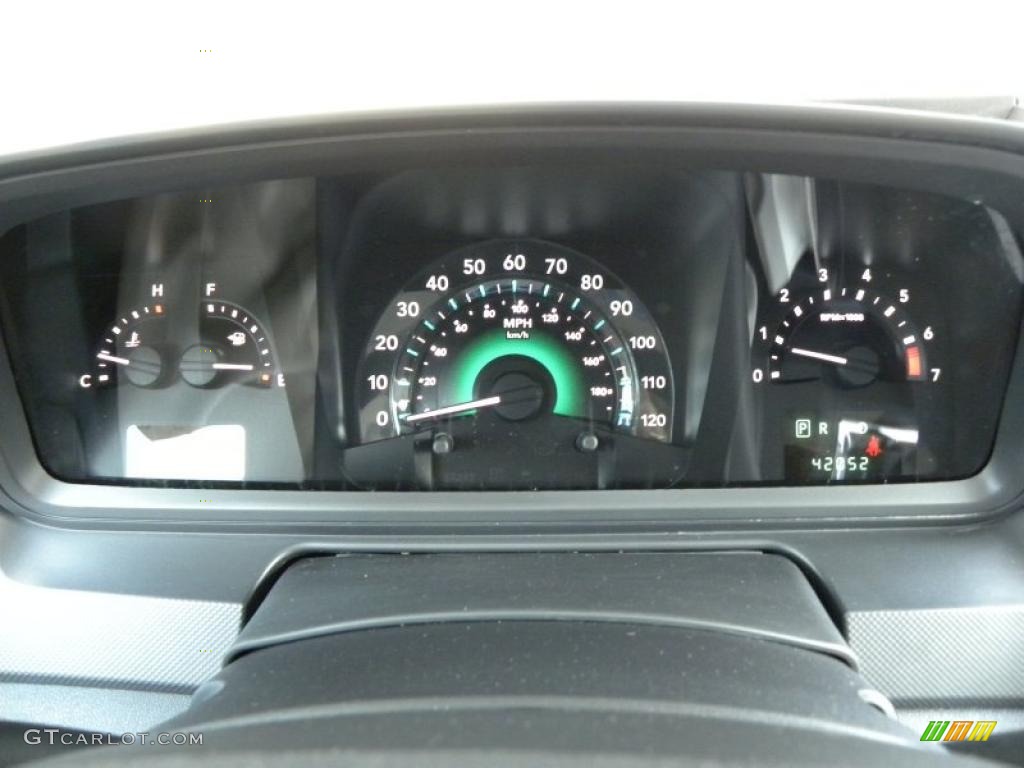 2009 Dodge Journey SXT Gauges Photo #49161515