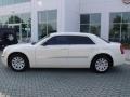 Cool Vanilla White - 300 LX Photo No. 2