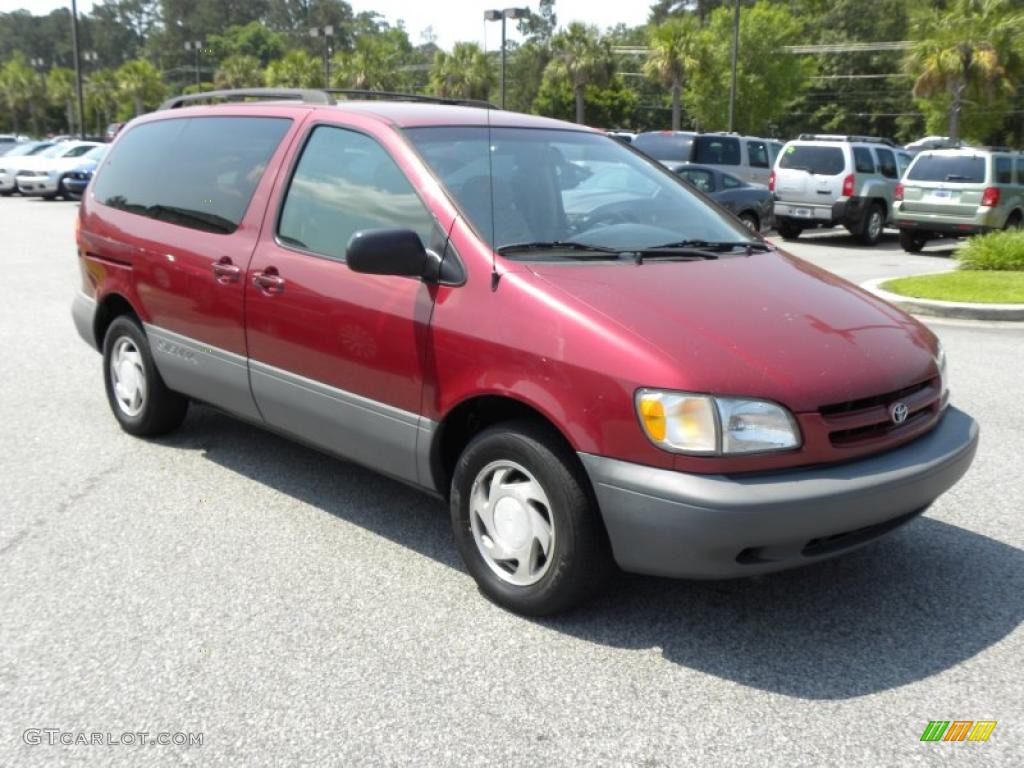 1998 Sienna LE - Sunfire Red Pearl Metallic / Beige photo #1