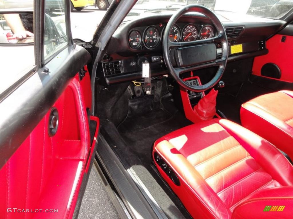 Red Interior 1986 Porsche 911 Carrera Targa Photo #49166285