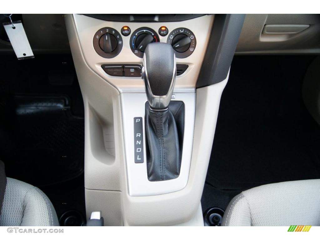 2012 Ford Focus SE Sedan 6 Speed Automatic Transmission Photo #49168394