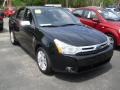 Black - Focus SE Sedan Photo No. 1