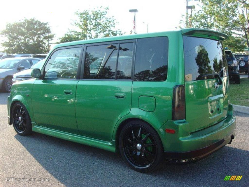 2006 xB Release Series 3.0 - Envy Green / Dark Charcoal photo #4
