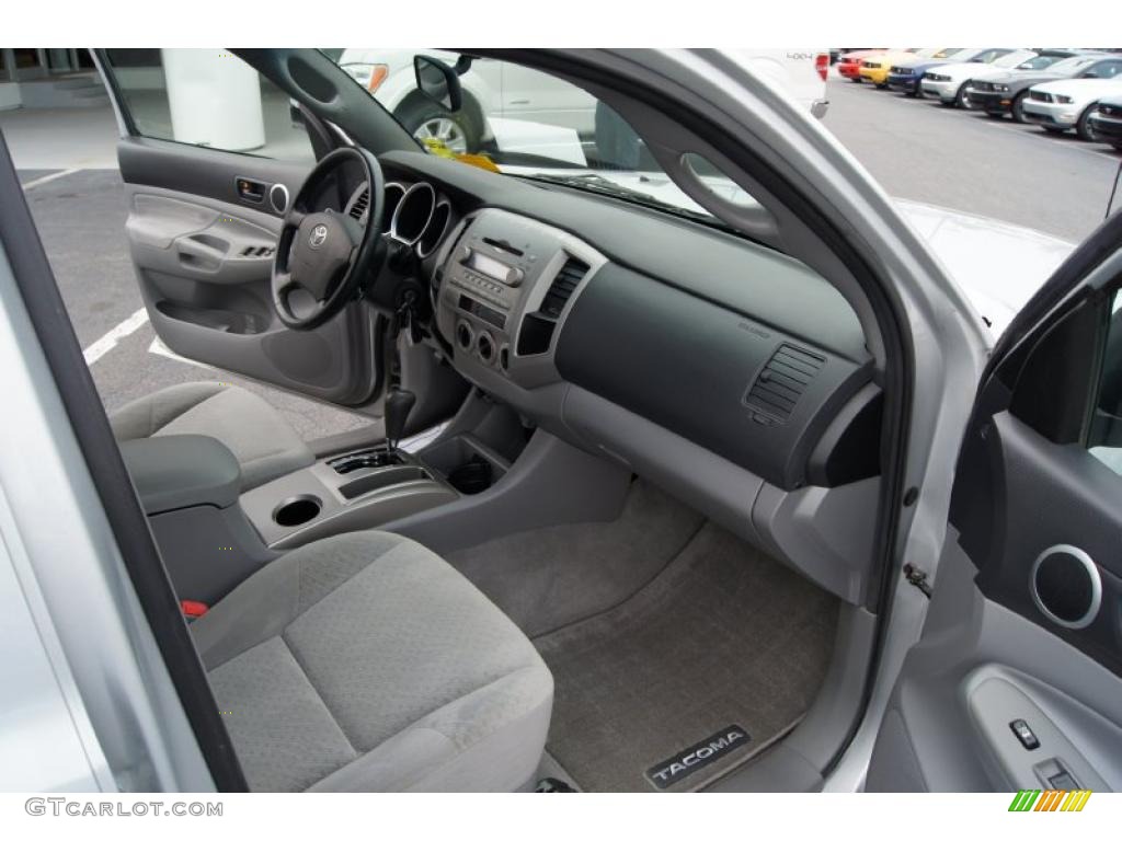 Graphite Gray Interior 2006 Toyota Tacoma V6 Double Cab 4x4 Photo #49170227