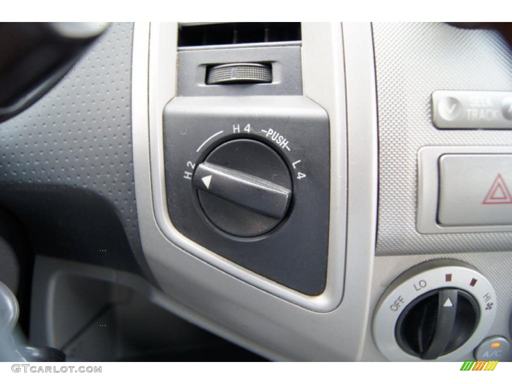 2006 Toyota Tacoma V6 Double Cab 4x4 Controls Photo #49170470