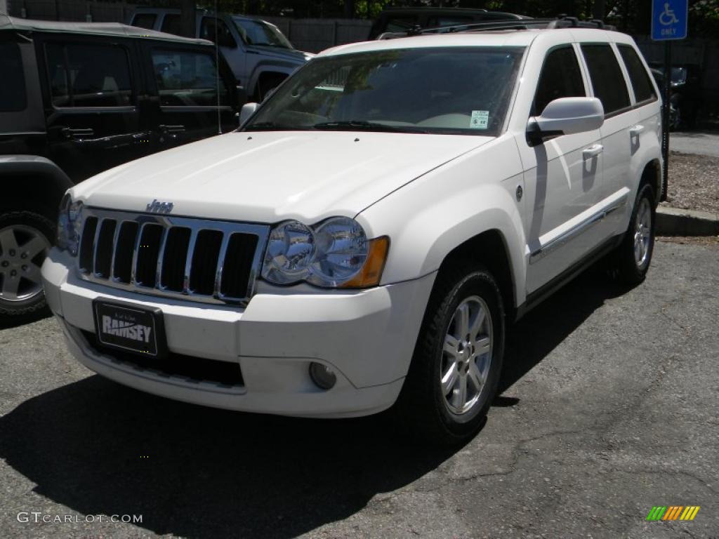 2008 Grand Cherokee Limited 4x4 - Stone White / Dark Slate Gray/Light Graystone photo #1