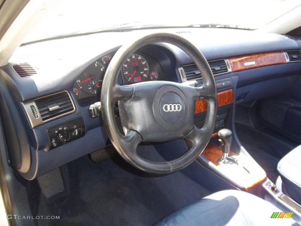1999 Audi A6 2.8 quattro Sedan Steering Wheel Photos