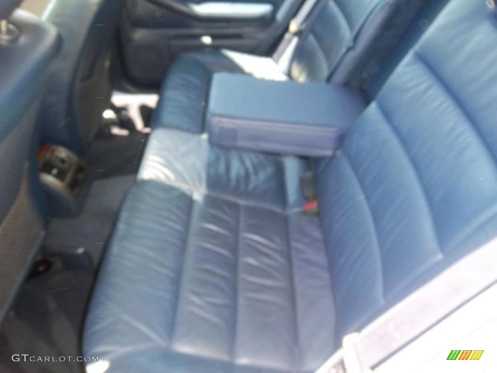 1999 A6 2.8 quattro Sedan - Casablanca White / Royal Blue photo #15