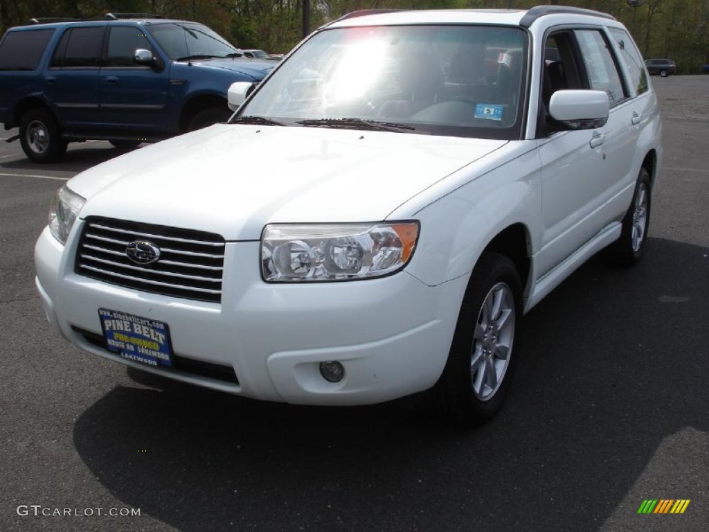 2006 Forester 2.5 X Premium - Aspen White / Graphite Gray photo #1