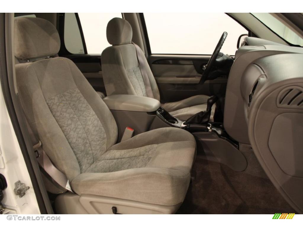 2005 Envoy SLE 4x4 - Summit White / Light Gray photo #11