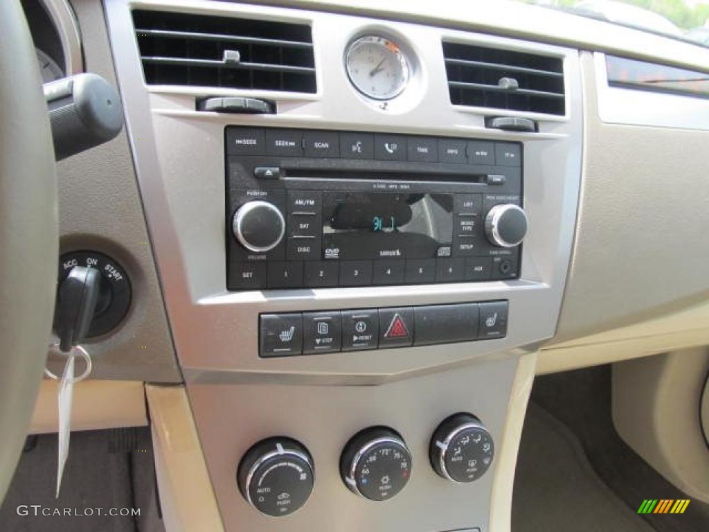2008 Chrysler Sebring Limited Sedan Controls Photo #49177748