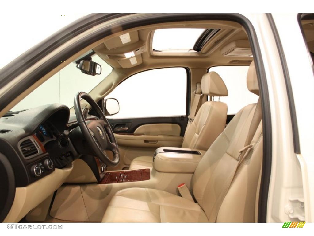 Ebony/Light Cashmere Interior 2008 Chevrolet Avalanche LTZ 4x4 Photo #49179392