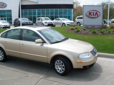 2001 Volkswagen Passat GLS V6 Sedan Data, Info and Specs