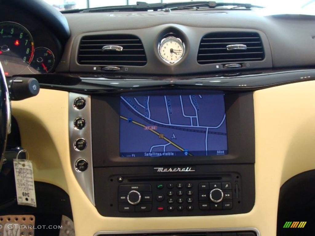 2011 Maserati GranTurismo S Navigation Photo #49183124