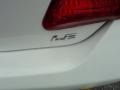 Super White - Camry LE Photo No. 21