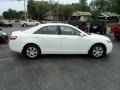Super White - Camry LE Photo No. 23