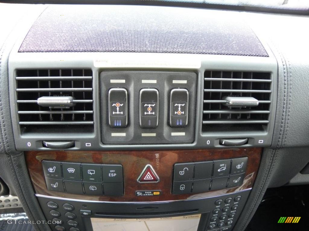 2010 Mercedes-Benz G 550 Controls Photo #49185881