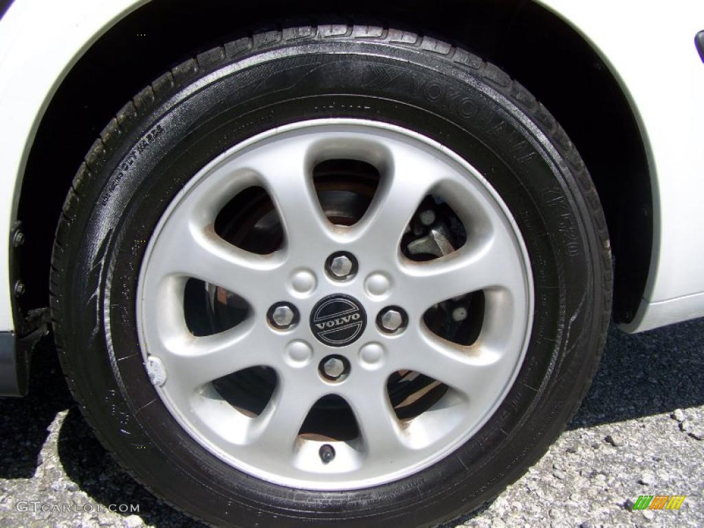 2002 Volvo S40 1.9T Wheel Photo #49186580