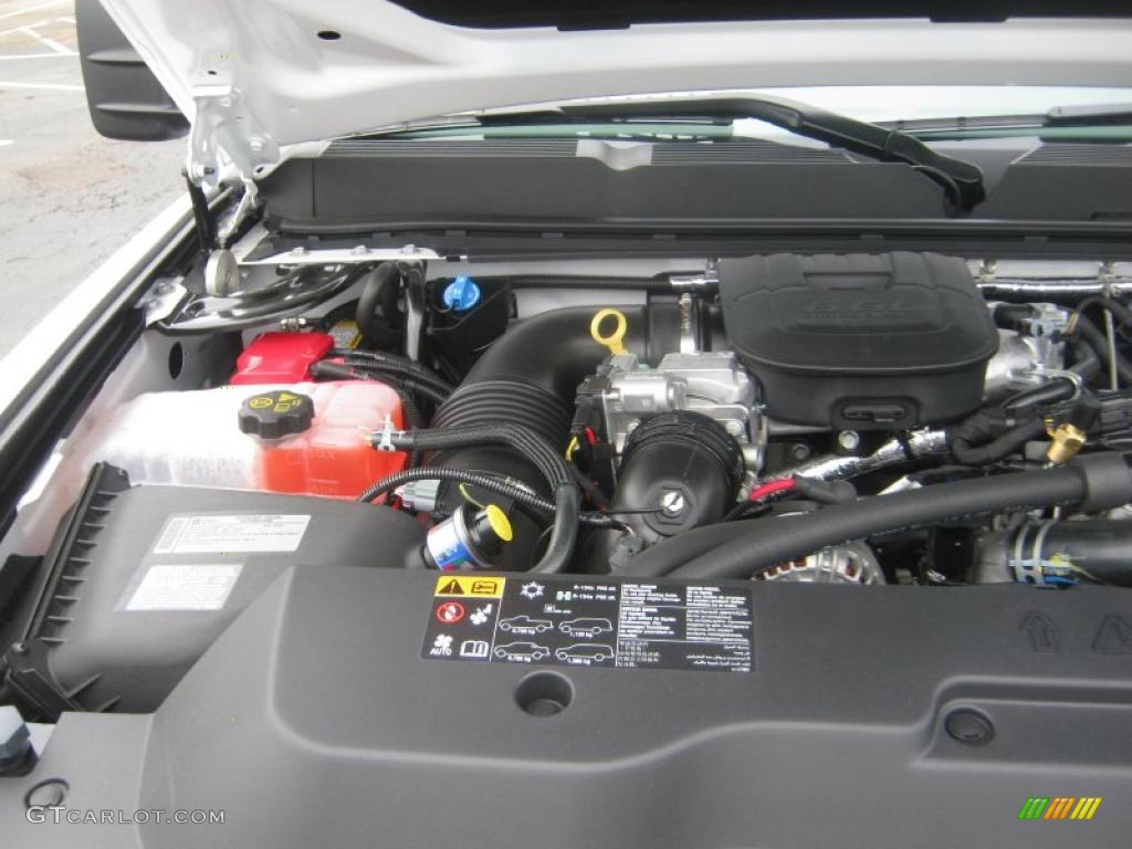 2011 Chevrolet Silverado 3500HD Regular Cab 4x4 Chassis 6.6 Liter OHV 32-Valve Duramax Turbo-Diesel V8 Engine Photo #49188884