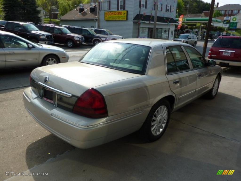 2011 Grand Marquis LS Ultimate Edition - Smokestone Metallic / Medium Light Stone photo #4