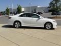 Super White - Camry SE Photo No. 4