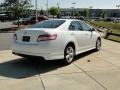 Super White - Camry SE Photo No. 5