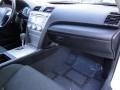 Super White - Camry SE Photo No. 25