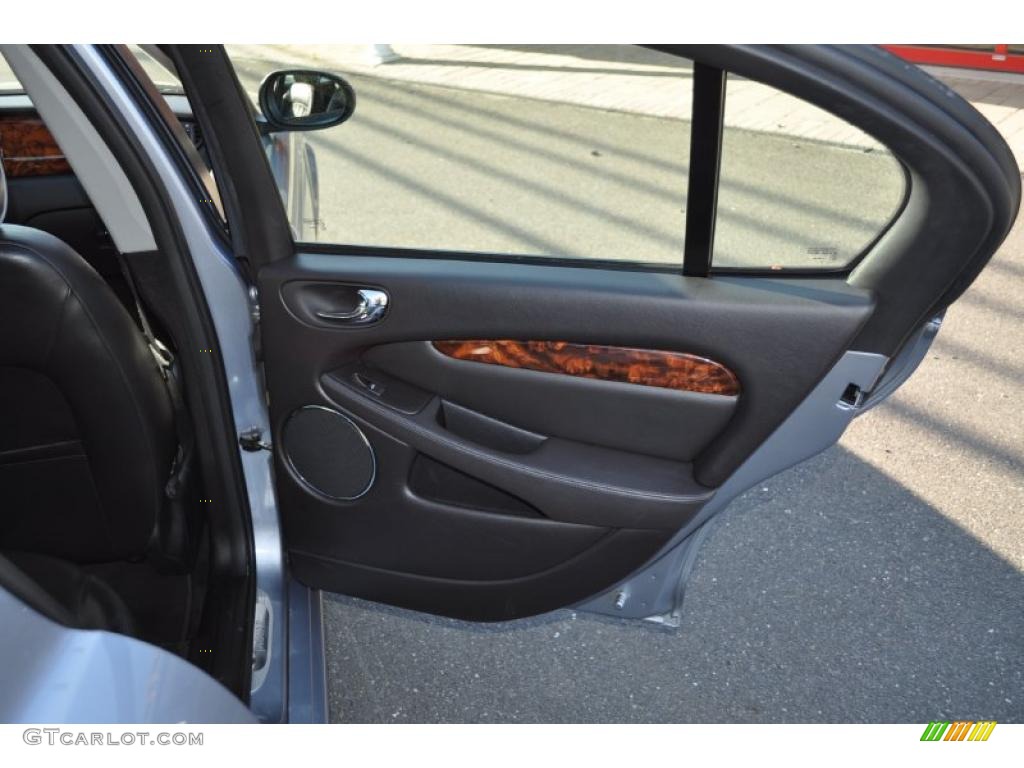 2008 Jaguar X-Type 3.0 Sedan Charcoal Door Panel Photo #49194225