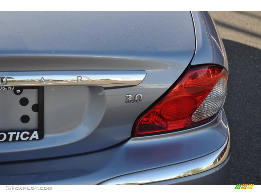 2008 X-Type 3.0 Sedan - Glacier Blue Metallic / Charcoal photo #26